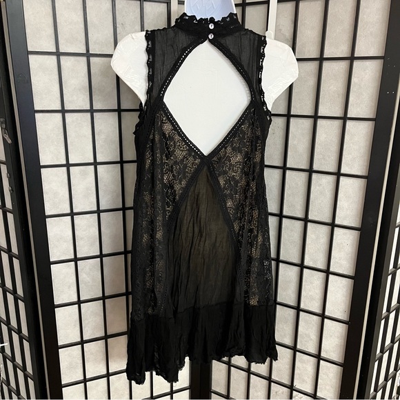 Free people, ladies, angel lace dress size S/P - Picture 5 of 6